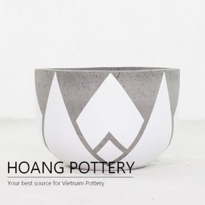 Short Round Cement Painting Pots - Crown With Extra Points