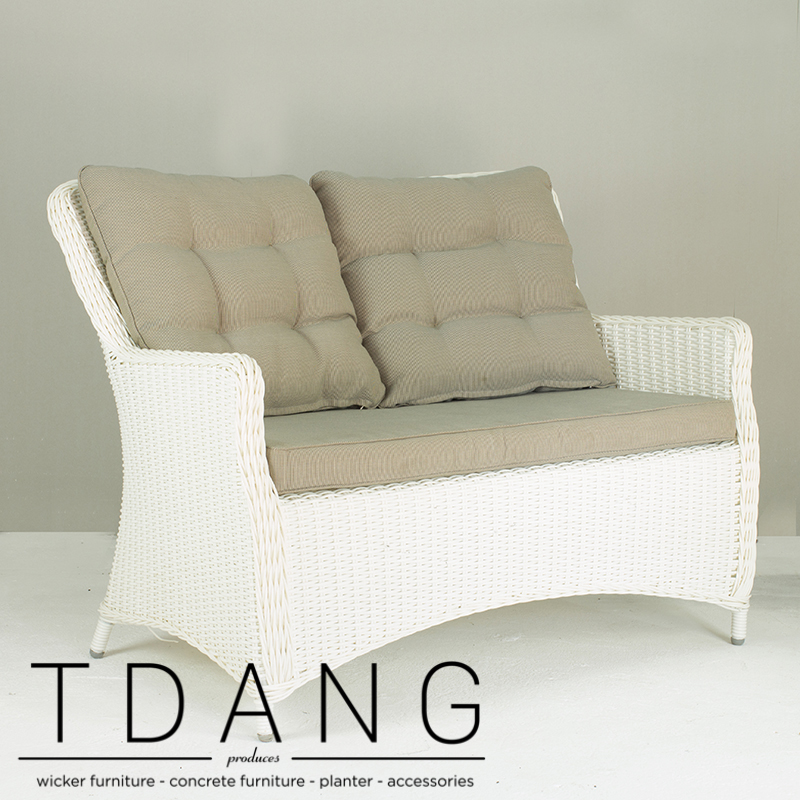 Valencia Wicker Sofa 2 seats