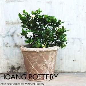 Trapezoid Pattern Terracotta Pot (HPTC065)