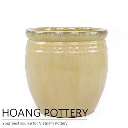 Cream round ceramic planters